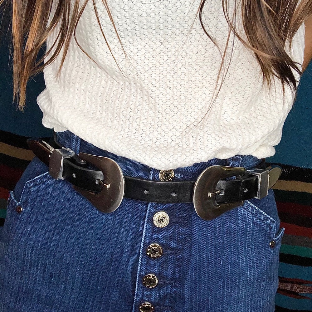 Double buckle belt